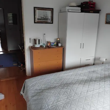 Lyst Vaerelse Apartmán *